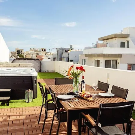 Luxury Designer Penthouse With Private Jacuzzi Apartment Sliema Exterior photo
