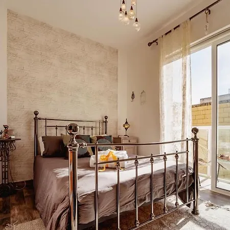 Luxury Designer Penthouse With Private Jacuzzi Apartment Sliema Exterior photo