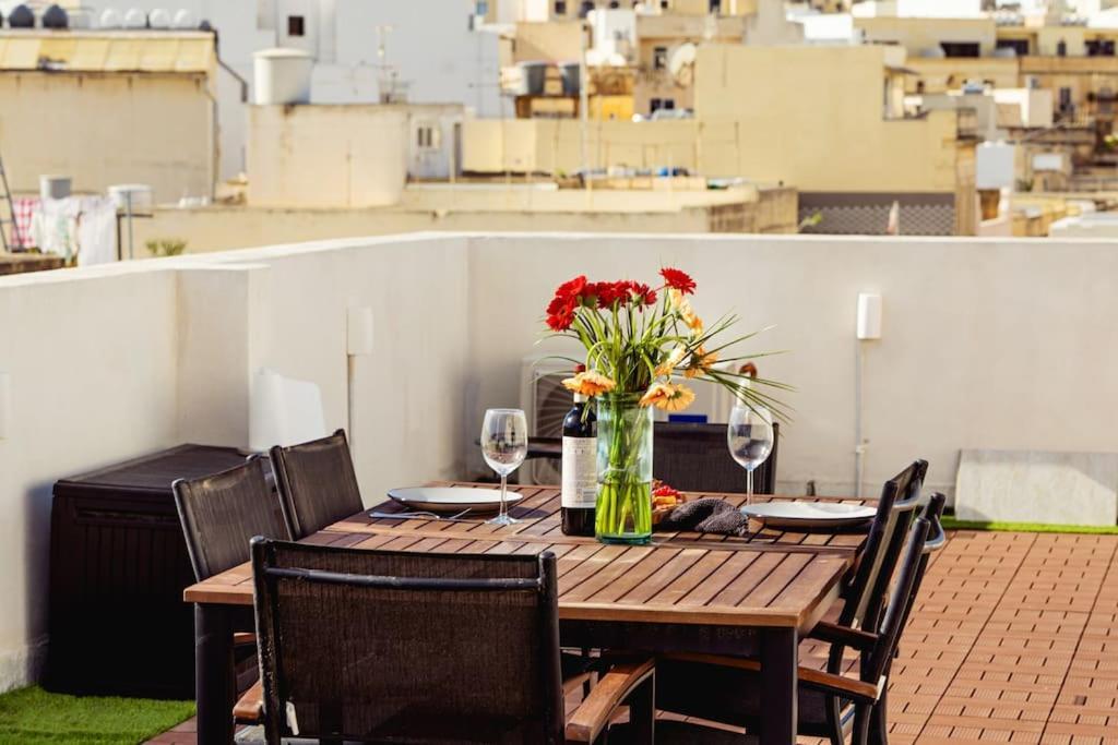 Luxury Designer Penthouse With Private Jacuzzi Appartement *